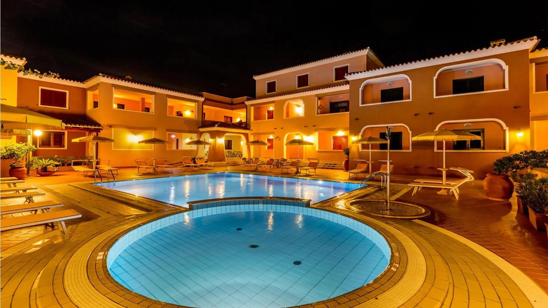Cozy Apartment In Orosei With Wifi