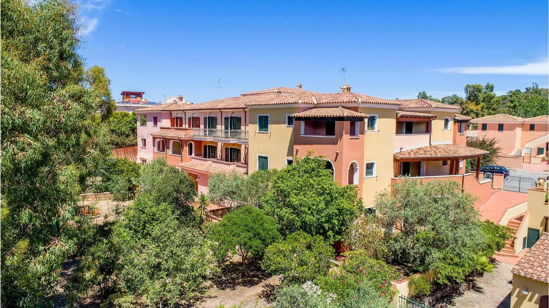 Cozy Apartment In Orosei With Wifi